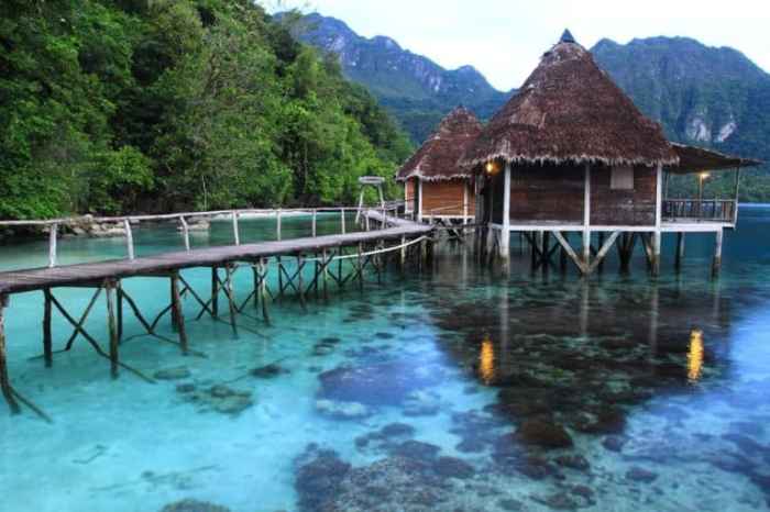 10 Wisata Di Maluku