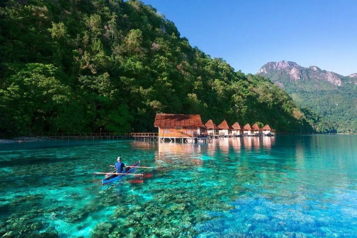 10 Wisata Di Maluku Utara